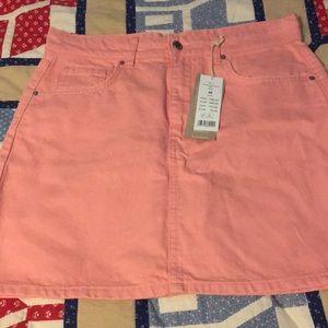 Hi-waist peach denim skirt